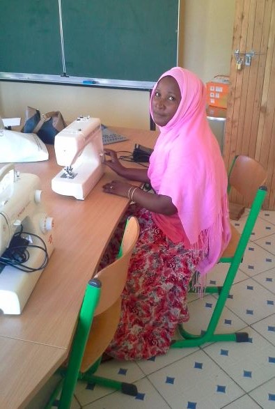 Schneider - Lehrerin Veronica Mghoi Ndemi Image