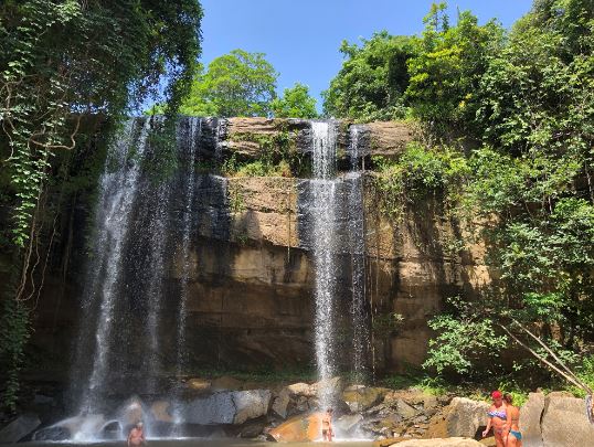 Shelldrick Falls bei Niedrigwasser. Die Ranger bieten ab Ocean View Point um 10 und 14 Uhr eine 40 minütige Wanderung an (kostenlos). Image